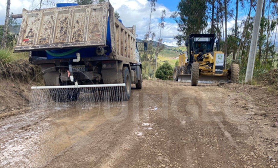 CONTINUAMOS FORTALECIENDO LA CONEXION VIAL DE NUESTRA PARROQUIA